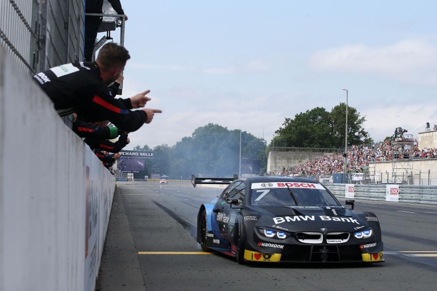  BMW M4 DTM (F82) 2019 года  (фото 18 из 40)